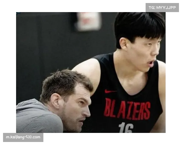 比卢普斯缺阵打乱节奏 斯普利特上任有望重塑球队格局 比卢普斯缺阵打乱节奏 斯普利特上任有望重塑球队格局